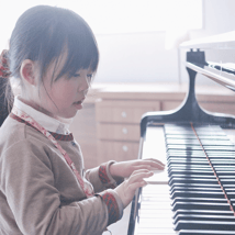Piano bilingual piano lessons for 1-17, adults in , 