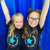 Drama activities in Wandsworth for 6-16 year olds. High School Musical Camp Wandsworth, Pop School and Stage Academy, Loopla