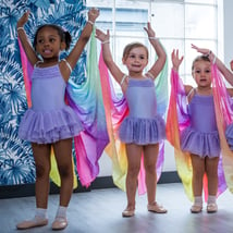 Dance classes for 3-4 year olds. Bop'n Bears, The Little Dance Academy, Loopla