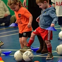 Football classes in Hemel Hempstead for 3-5 year olds. Footy Titans, JP PRO Football, Loopla