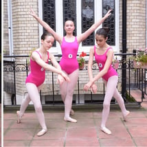 Ballet classes in Knightsbridge for 13-17 year olds. Intermediate Ballet, Dakodas Dance Academy, Loopla