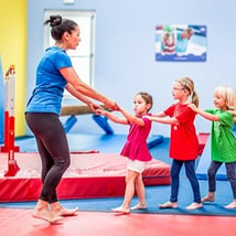 Gymnastics classes in Harpenden for 4-5 year olds. Giggle Worms/Good Friends, The Little Gym Harpenden, Loopla