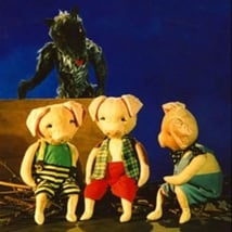 Theatre Show activities in Richmond for 3-17, adults. The Three Little Pigs & Captain Grimey, Puppet Theatre Barge, Loopla