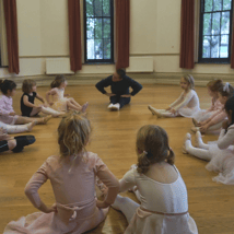 Ballet classes in Islington for 3-4 year olds. Under 5s Ballet, Ballet North, Loopla