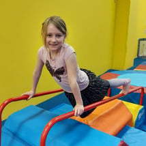 Gymnastics classes in High Wycombe for 4-5 year olds. Giggle Worms, Little Gym Handy Cross, The Little Gym Handy Cross, Loopla