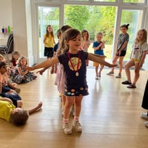 Story Telling activities in Hornsey for 4-8 year olds. Debutots Holiday Camp, Debutots Finchley, Hampstead and Muswell Hill, Loopla