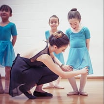 Ballet classes in Ealing for 6-7 year olds. En Pointe, Grade 1 Ballet, En Pointe School of Dance, Loopla