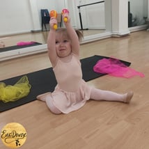 Ballet classes in Camden for 1-2 year olds. Ballet Bébé, 18 Months+, EnoDanse, Loopla